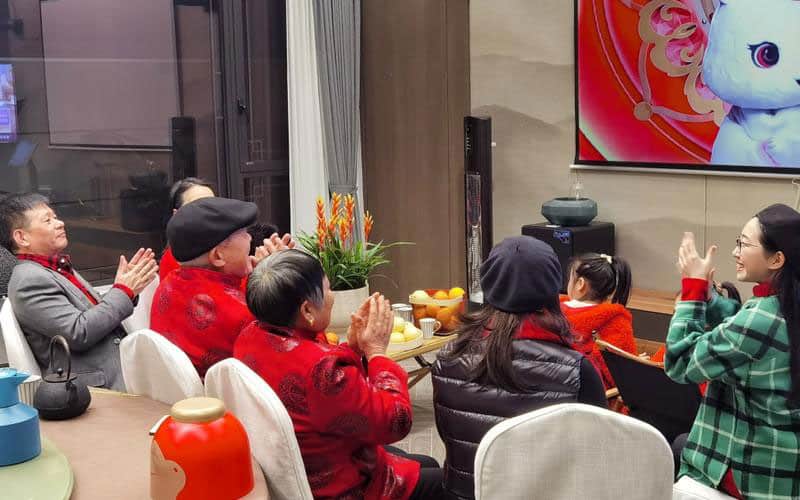 Watch Spring Festival Gala